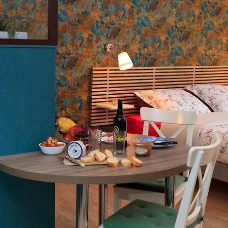 Gite Du Vieux Saule 1 Gite Avec Spa Privatif Pour 2 Personnes 1 Suite Familiale Sans Spa Vieil-Hesdin エクステリア 写真