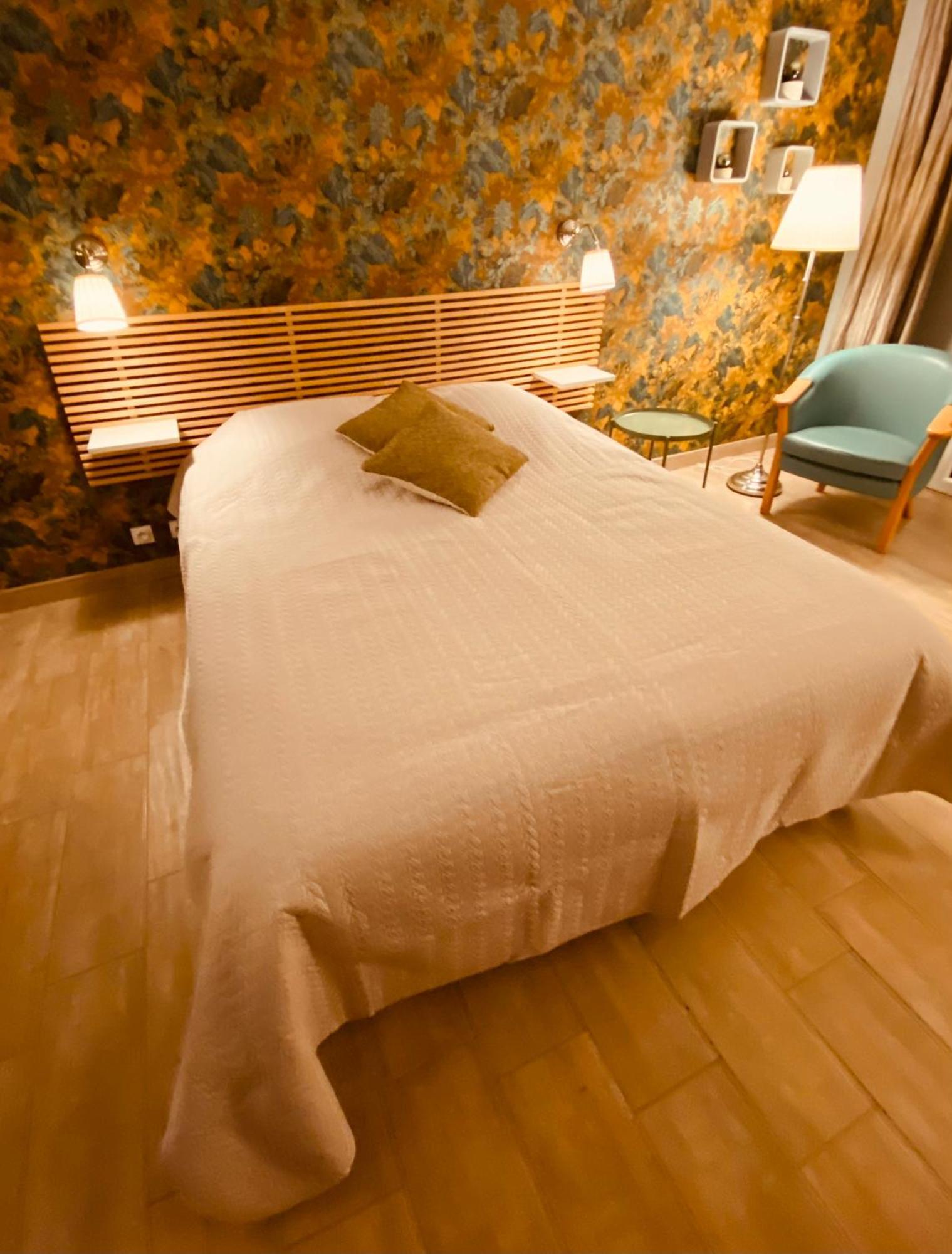 Gite Du Vieux Saule 1 Gite Avec Spa Privatif Pour 2 Personnes 1 Suite Familiale Sans Spa Vieil-Hesdin エクステリア 写真